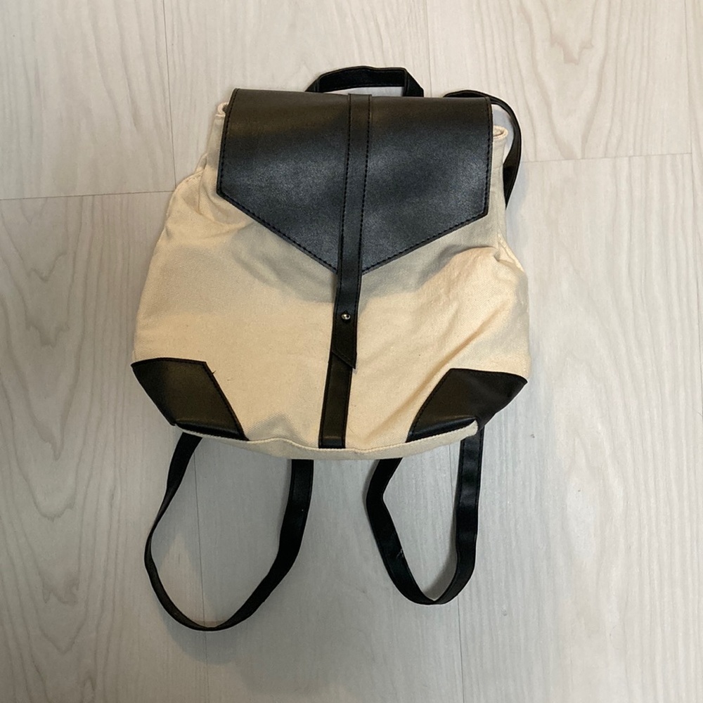 Deux Lux Demi Backpack